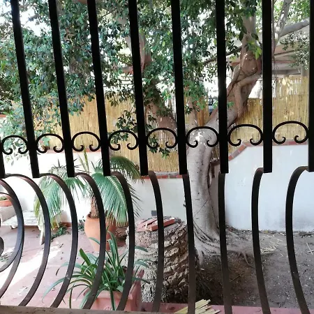 Casa Pandora Fontane Bianche